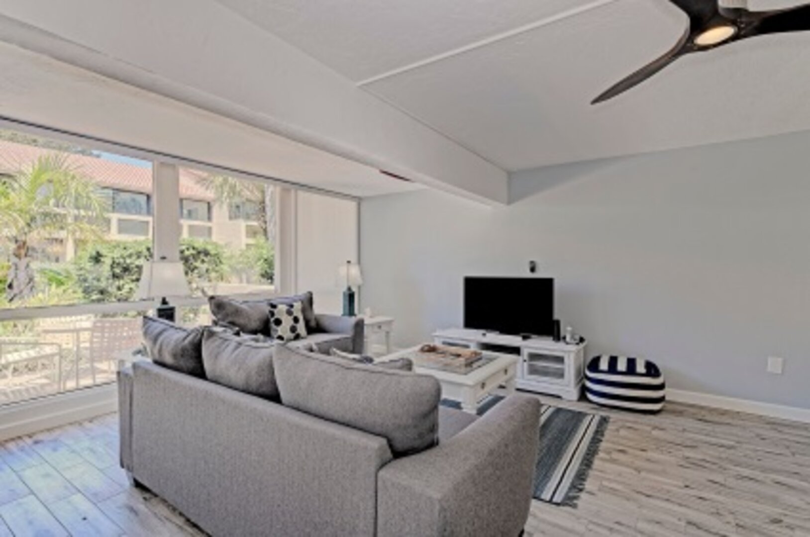 LIving Room 3